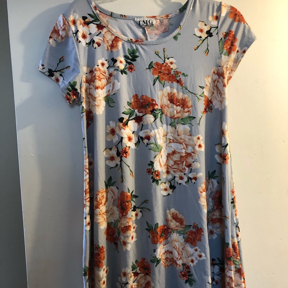 Light blue floral tshirt dress